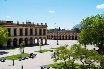 El Museo de Transporte de Luján se creó en 1940 y es parte del Complejo Museográfico provincial Enrique Udaondo
