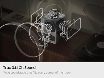 El Music Studio 7 tiene un parlante delantero, otro en los laterales y otro superior, por lo que necesita espacio libre alrededor para que se aproveche toda su capacidad acústica