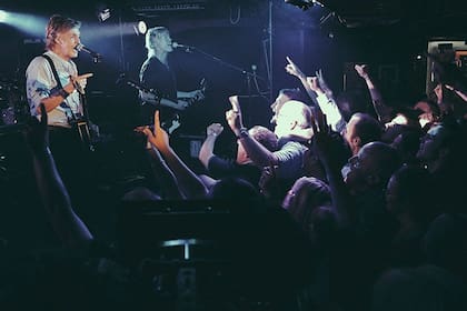 El músico cantó clásicos y temas del disco que sacará en septiembre, Egypt Station