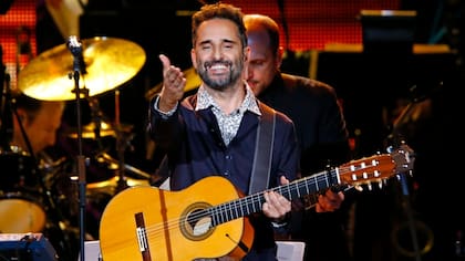 El músico desarrolló su talento muy lejos de la especialidad médica que eligió para graduarse