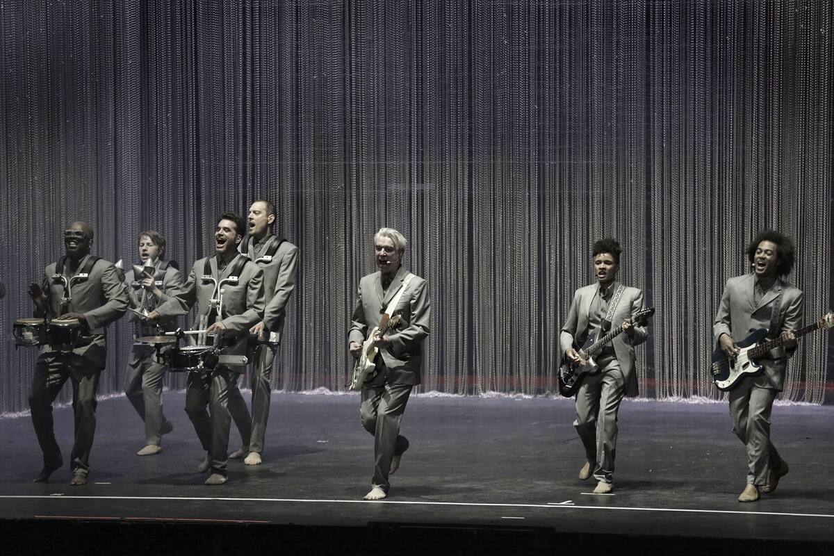 El músico en el Gran Rex, en marzo pasado, durante la puesta en escena de American Utopia, una combinación performática que traspasó los límites de lo sensorial