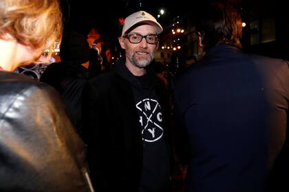 El músico estadounidense, de 53 años, publicó un comunicado para informar que cancela todas las apariciones públicas que tenía previstas en lo inmediato