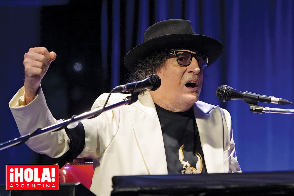 El músico sorprendió a todos y se subió al escenario de CCK el 23 de octubre, día de su cumpleaños. Después partió para comer y brindar con amigos en el Faena Hotel.