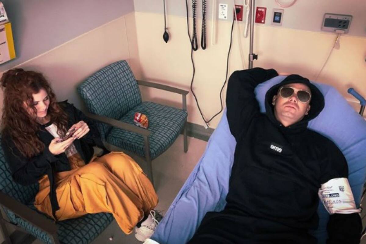 El músico sufrió un duro golpe en pleno show