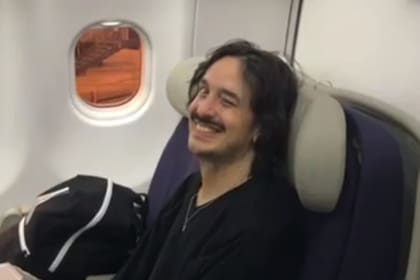El músico ya viajó a Miami para empezar el tratamiento alternativo contra la Esclerosis Lateral Amiotrófica