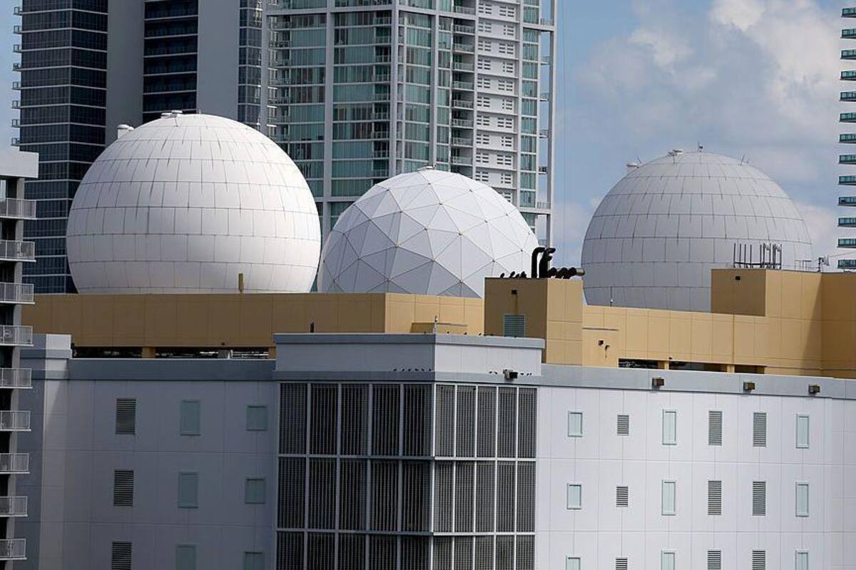 El NAP de las Américas está ubicado en el centro de la ciudad de Miami.