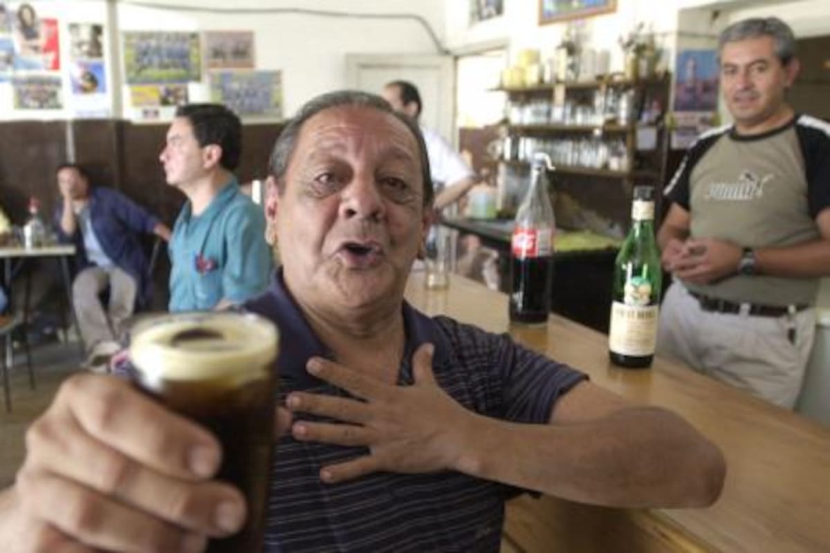 El negro Becerra, el inventor del Fernet con Coca
