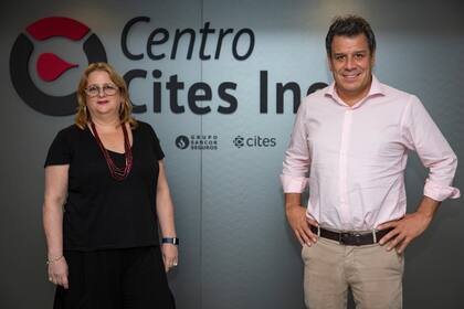 El neurólogo Facundo Manes y la psiquiatra Andrea Abadi brindaron una charla gratuita para concientizar sobre una condicion con alta prevalencia.