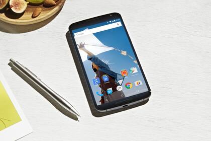 El Nexus 6 tiene una pantalla de 6 pulgadas y una cámara de 13 megapixeles