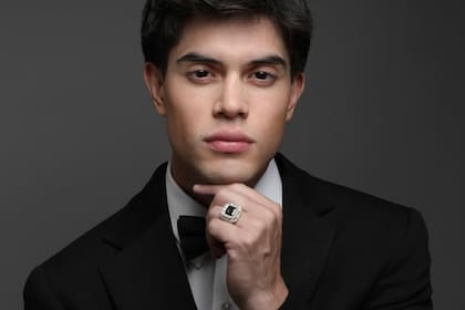 El nieto de un histórico boxeador argentino confirmó su relación sentimental con Julieta Rossi en el estadio de Huracán