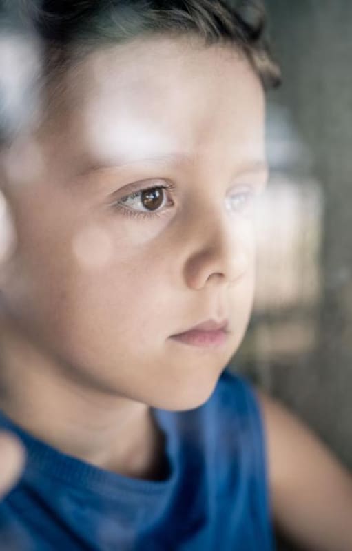 Las heridas de abandono que lleva un niño en su psiquis pueden llegar a afectar fuertemente su vida adulta