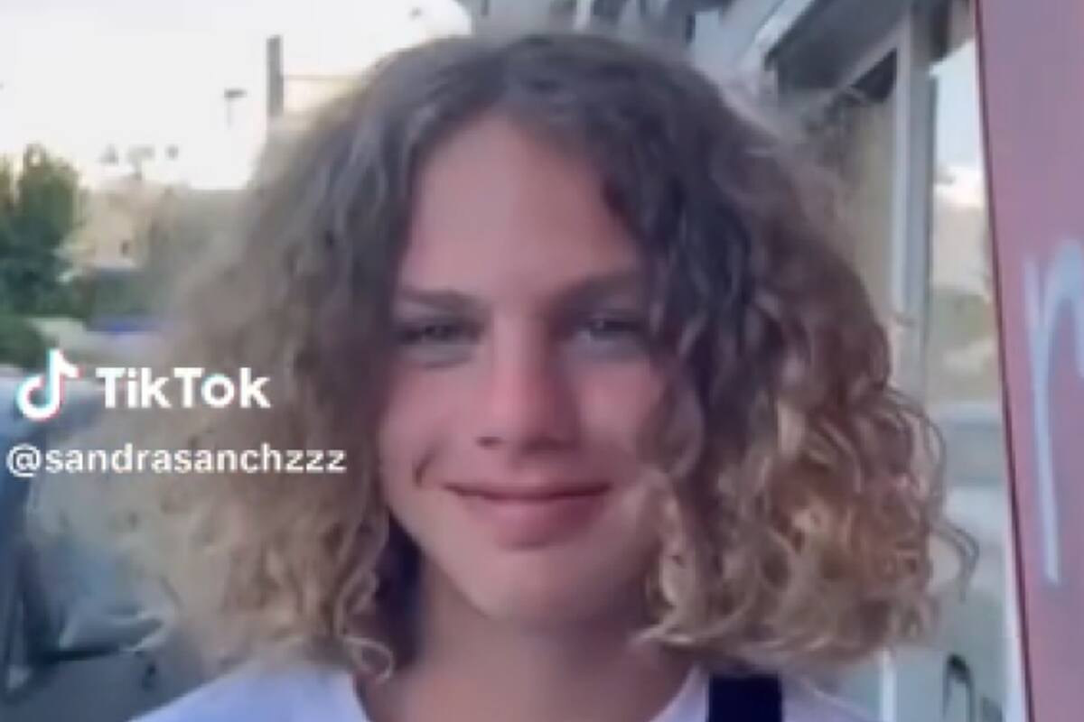 El niño se cortó el pelo y su mamá tuvo una reacción insólita. Fuente: TikTok