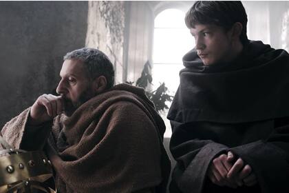 John Turturro encabeza una nueva versión de El nombre de la rosa, la novela medieval de Umberto Eco