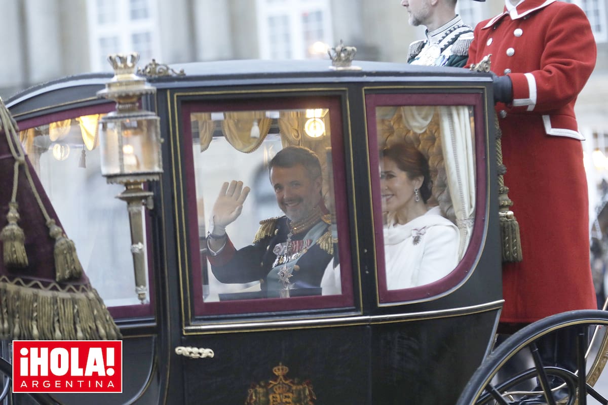 El nombre de la carroza, Carruaje de las Bodas de Oro, se debe a que fue un regalo de los artesanos de la ciudad a Christian IX y la reina Louise por sus bodas de oro en 1892.