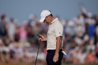 McIlroy sufre en el Abierto Británico; problemas al putt lo dejan a 7 golpes del líder del primer día
