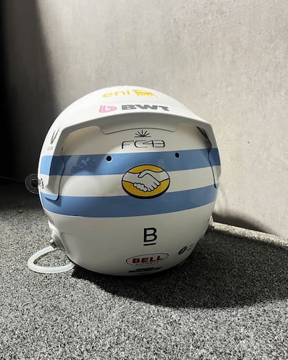 El nuevo casco de Colapinto
