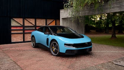 El nuevo Ferrari Luce generó polémica por su diseño