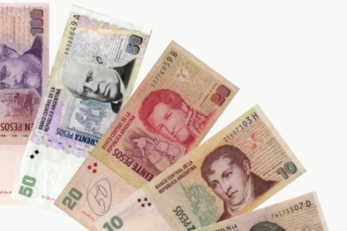 El nuevo furor por los más viejos billetes de cien pesos de los años noventa