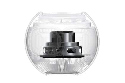 El nuevo HomePod mini es un pequeño parlante circular que además de música permite dialogar con Siri, el asistente digital de Apple