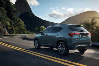 Una automotriz baja el precio de tres de sus autos, congela el resto y los vende en cuotas y a tasa 0