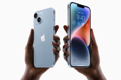 El nuevo iPhone 14 está disponible en dos versiones: con pantalla de 6,1 y 6,7 pulgadas