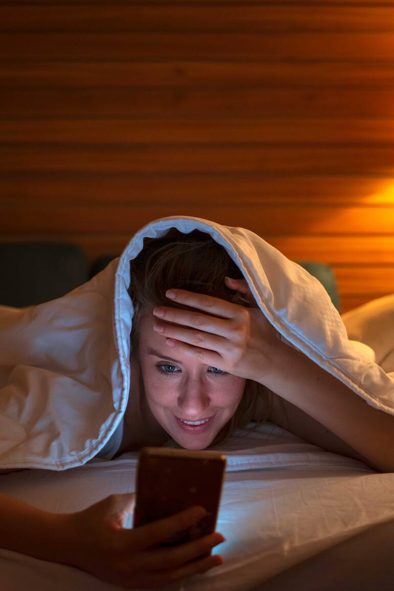 El nuevo mal que preocupa a los especialistas del sueño: “Venganza por la procrastinación a la hora de dormir”