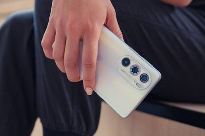 El nuevo Moto Edge 30 Pro saldrá a la venta en el país en las próximas semanas