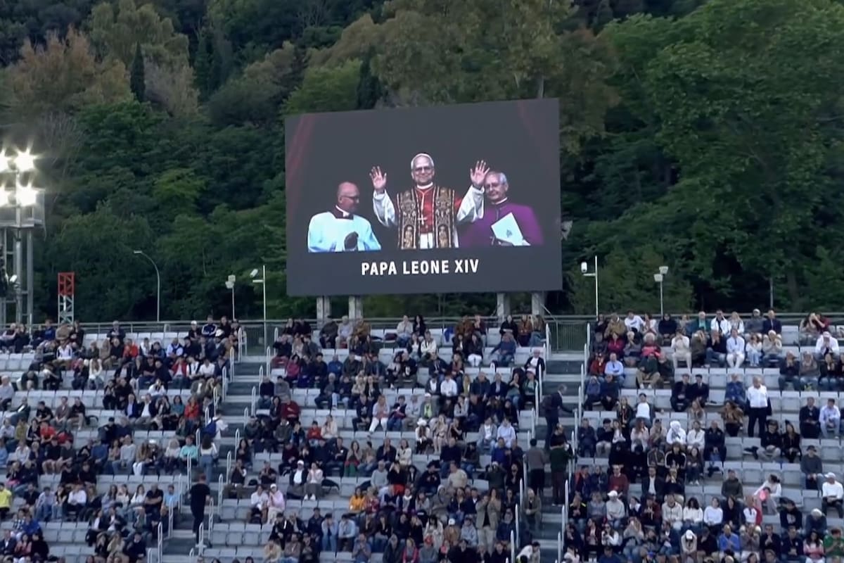 El nuevo papa fue elegido durante el Abierto de Italia de tenis, a pocos kilómetros del Vaticano: cuando fue anunciado se transmitió en la pantalla del court central
