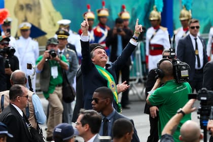 El nuevo retroceso del índide de inflación en agosto es una buena noticia para el presidente Jair Bolsonaro, que busca la reelección en los comicios de octubre y apoya su discurso en una mejora de la economía brasileña. (Jose Cruz/Agencia Brazil/dpa)
