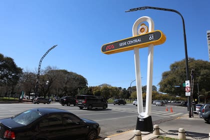 El nuevo tótem que está en el ACA de Avenida del Libertador 1850 CABA.