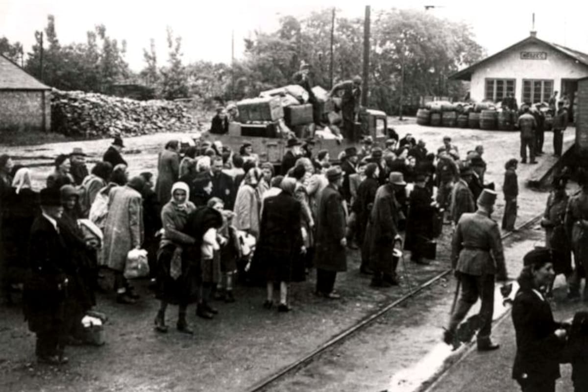 El número de judíos húngaros muertos durante el Holocausto fue aproximadamente de 568.000