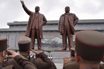 El número de miembros de la élite norcoreana que han escapado de su país ha alcanzado nuevos récords, según Seúl