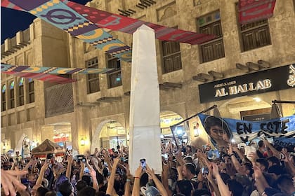 El Obelisco es la gran vedette de cada banderazo en Qatar