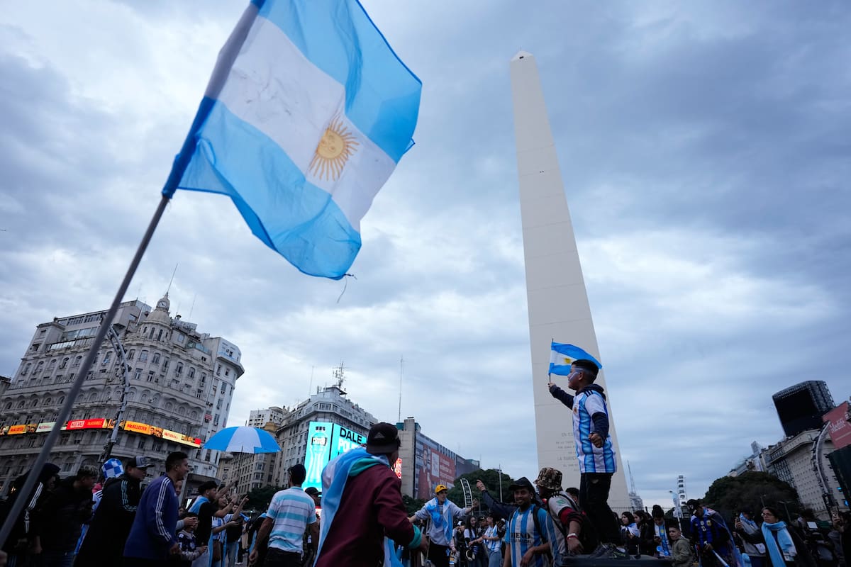 Argentina a la final: el festejo va del Obelisco a los barrios