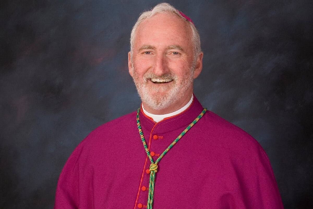 El obispo auxiliar de Los Ángeles David O'Connell fue asesinado en la casa en la que vivía solo