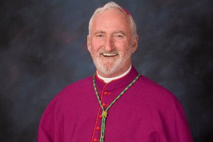 El obispo auxiliar de Los Ángeles David O'Connell fue asesinado en la casa en la que vivía solo