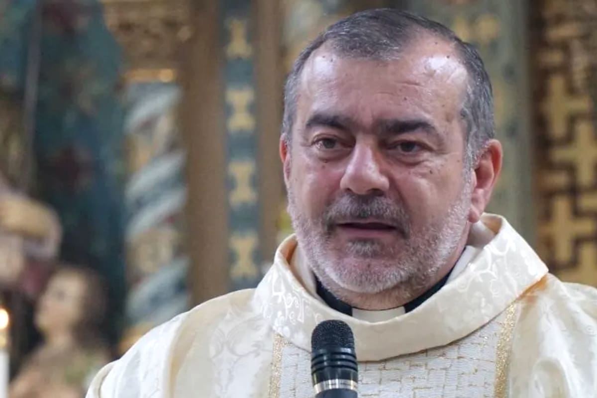 El obispo de San Rafael en Mendoza, Carlos María Domínguez, dio un paso al costado de su cargo en la diócesis local