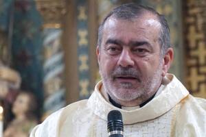 El obispo de San Rafael en Mendoza, Carlos María Domínguez, dio un paso al costado de su cargo en la diócesis local