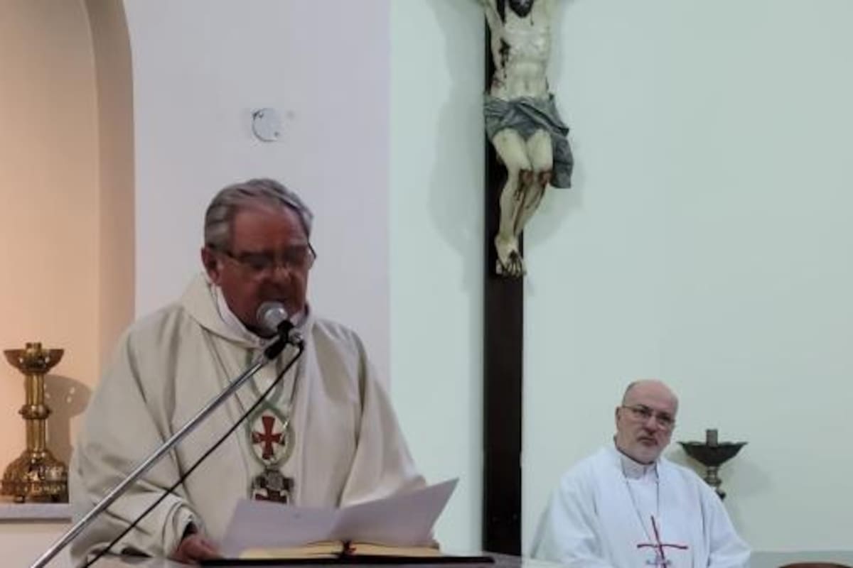 El obispo Oscar Ojea encabezó la misa de apertura de la asamblea plenaria de la Conferencia Episcopal