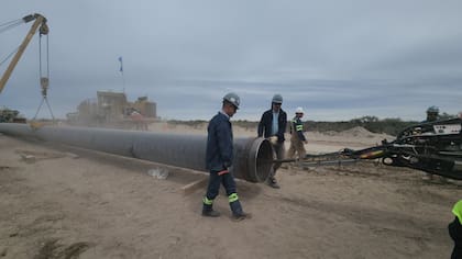 El oleoducto VMOS conecta Vaca Muerta con Punta Colorada; uno de sus proveedores, Bluewater Energy Services, entró el martes en la lista de sancionados por Malvinas