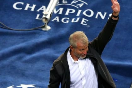 El oligarca ruso Roman Abramovich, dueño del Chelsea FC y de varias propiedades en Londres, también fue sancionado por el gobierno británico