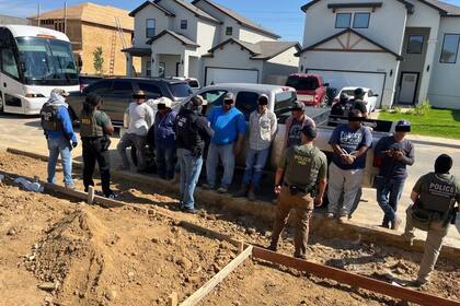 El operativo se realizó en un comercio y dos obras de construcción
