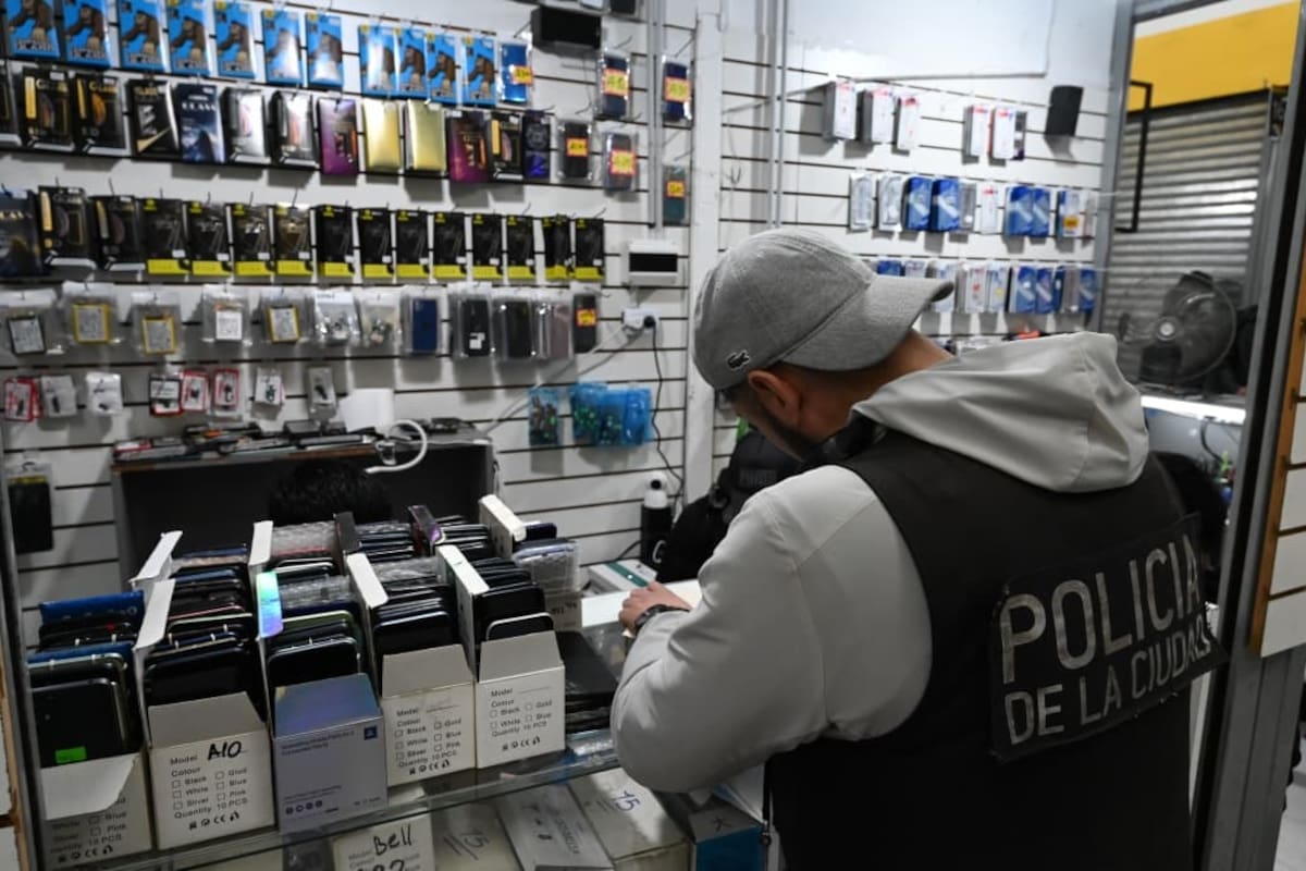 El operativo se realizó en una galería situada en La Matanza
