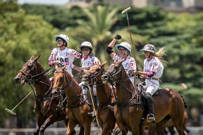 El regreso efusivo a los palenques: misión cumplida para El Overo UAE