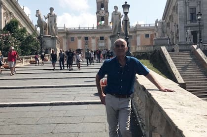 El padre de Paula en su último viaje a Italia: "La distancia solo separa cuerpos y no almas”.