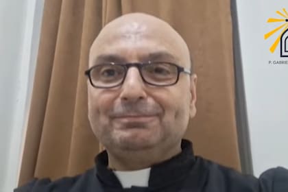 El padre Gabriel Romanelli, en su video