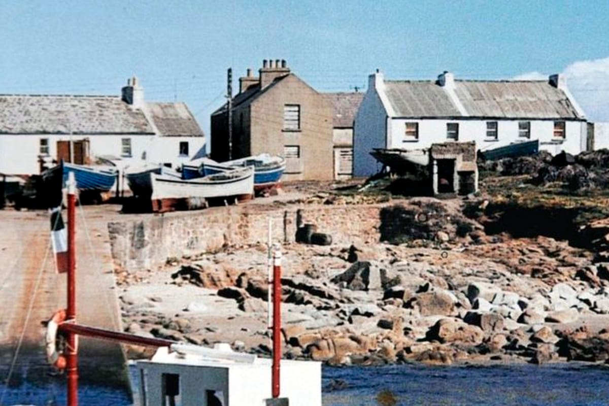 El paisaje de la isla Tory antes de que se esfumara la casa de Neville Presho