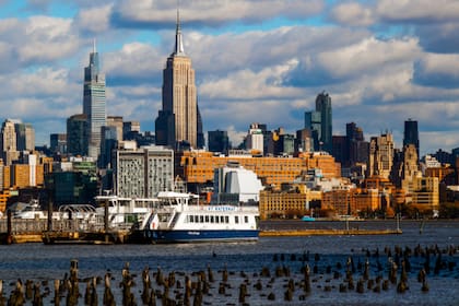El paisaje de Midtown Manhattan podría cambiar con una reconversión de oficinas en viviendas