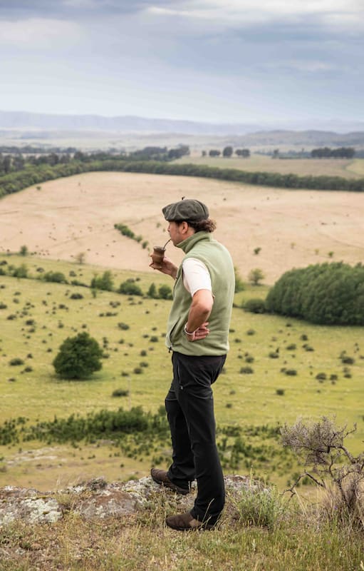 El paisaje poco monótono de la Comarca de la Ventana.