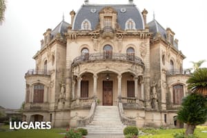 La ciudad ribereña que combina arquitectura, una gran represa y el paso de un escritor muy famoso
